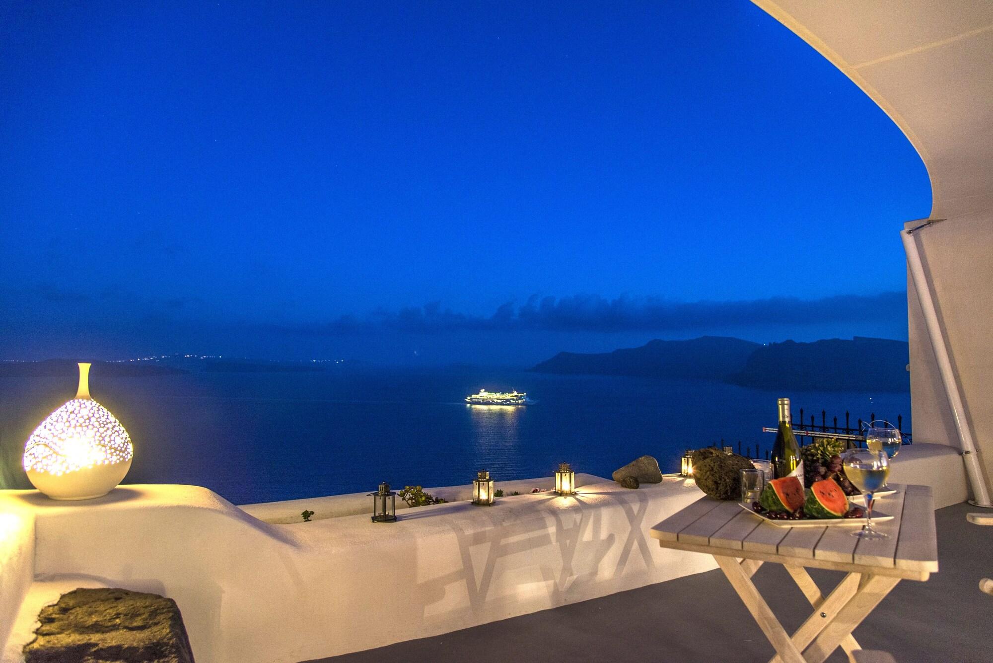 Ambition Suites (Adults Only) Oia  Exterior photo
