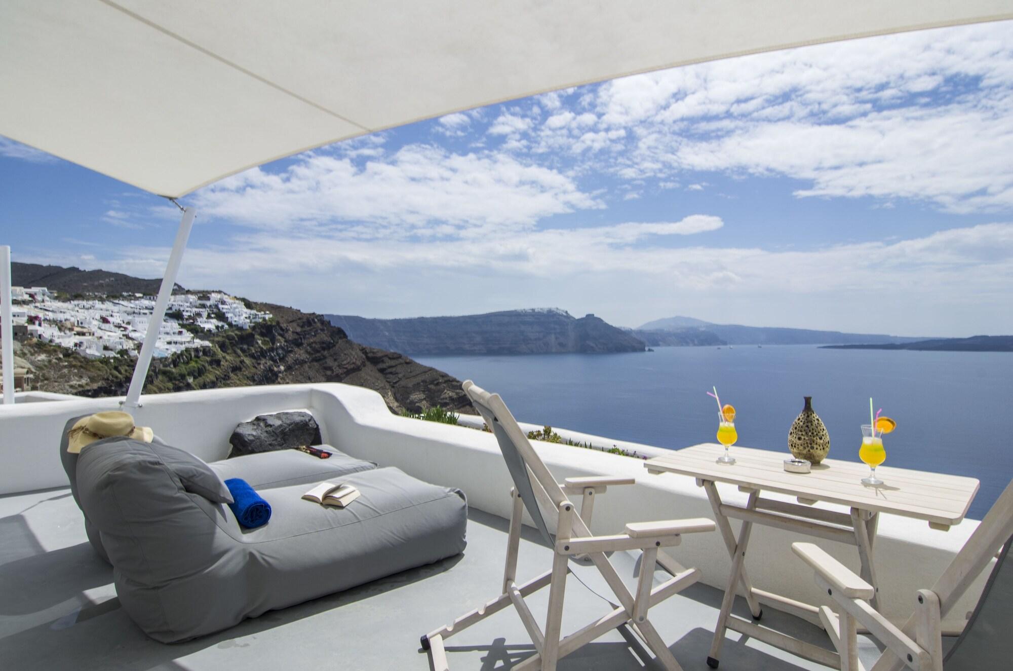 Ambition Suites (Adults Only) Oia  Exterior photo