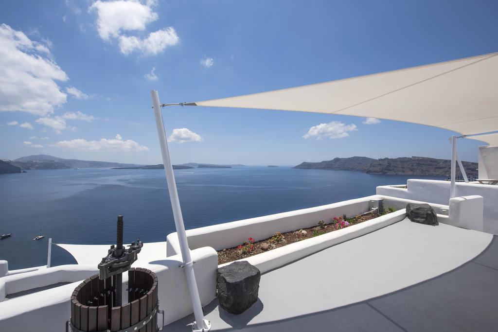 Ambition Suites (Adults Only) Oia  Exterior photo