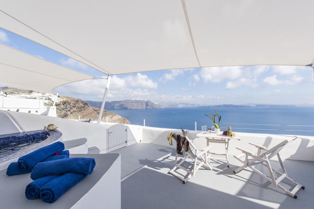 Ambition Suites (Adults Only) Oia  Exterior photo